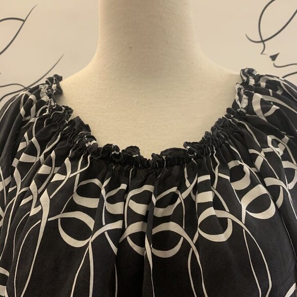 Transitions. Size Small. Silk Elastic On - Off Shoulder Raglan Sleeve Top. B35 - Picture 3 of 8